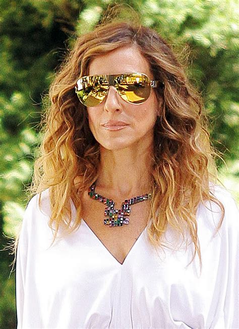 103 Sarah Jessica Parker Glasses .